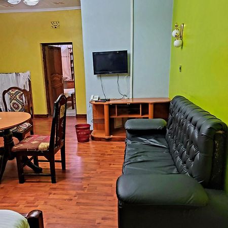 Apex Resort Nakuru Eksteriør billede