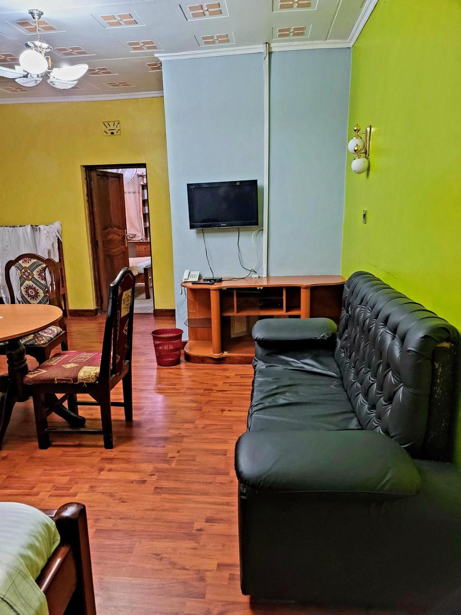 Apex Resort Nakuru Eksteriør billede