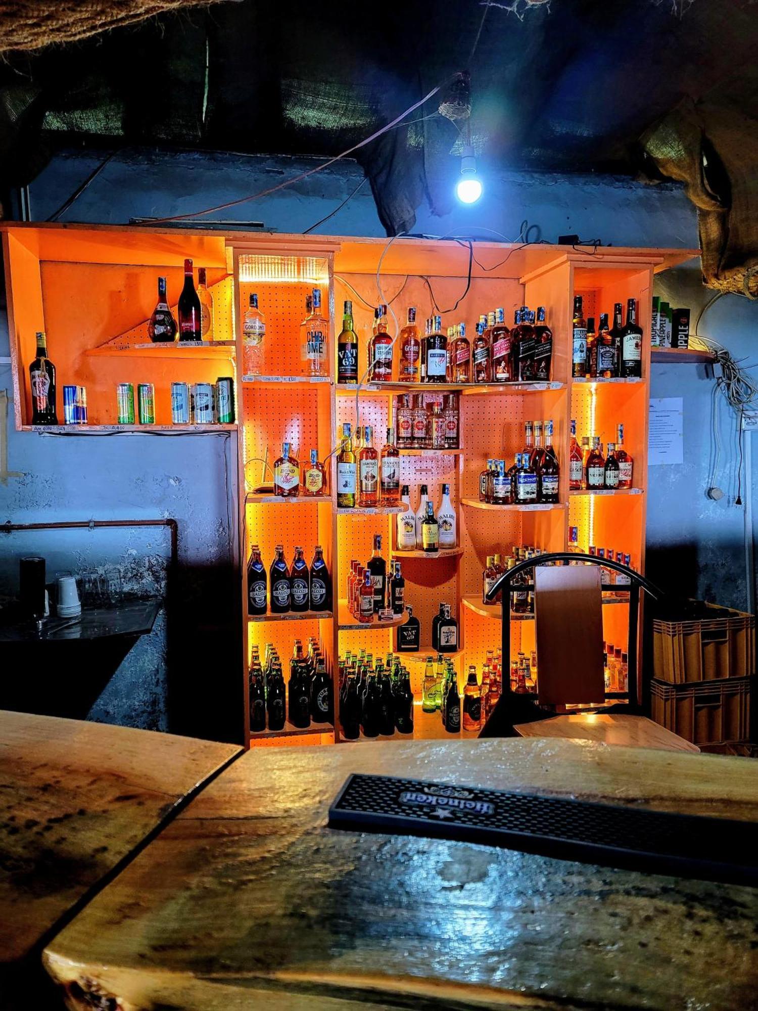 Apex Resort Nakuru Eksteriør billede
