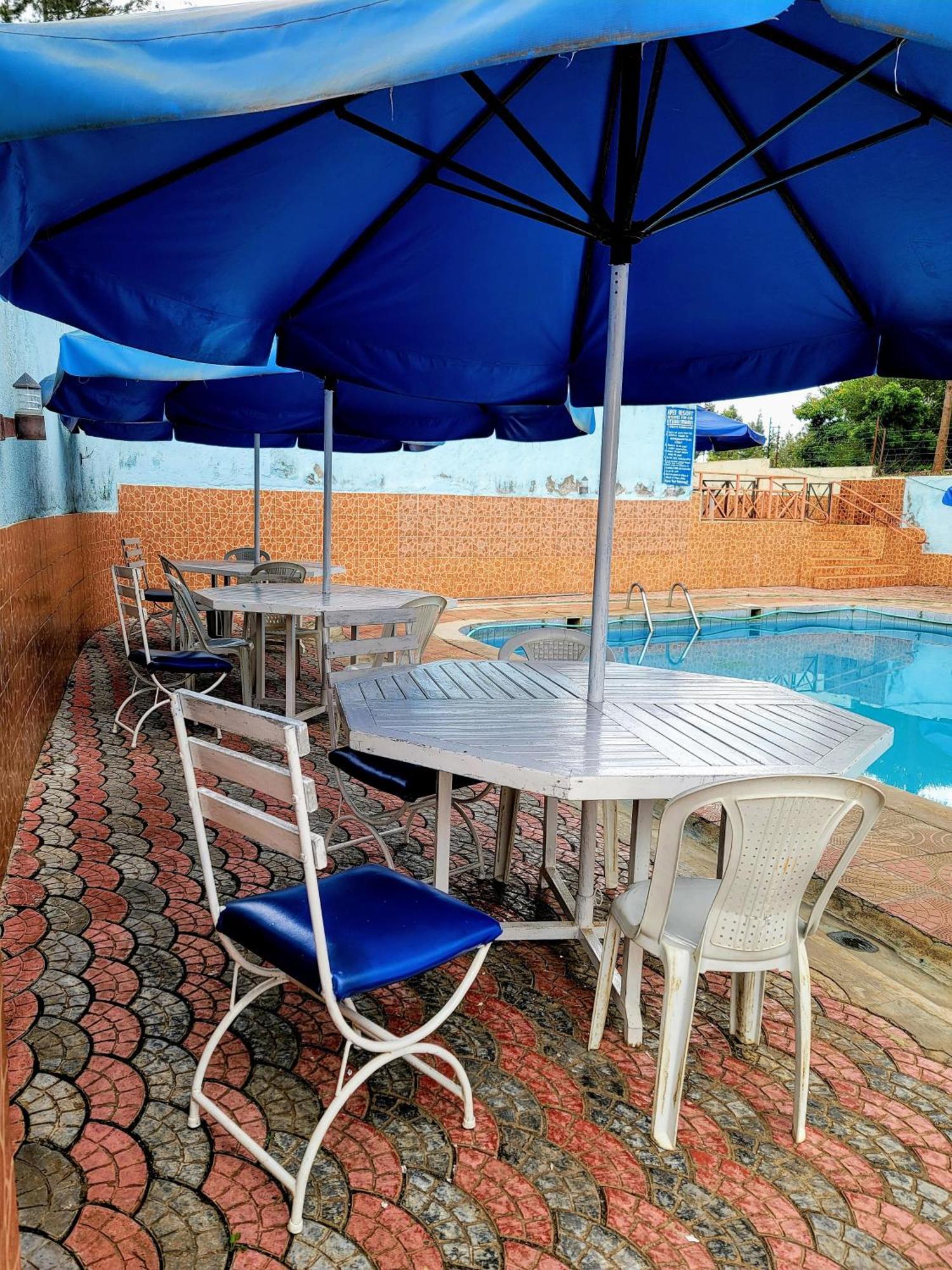 Apex Resort Nakuru Eksteriør billede