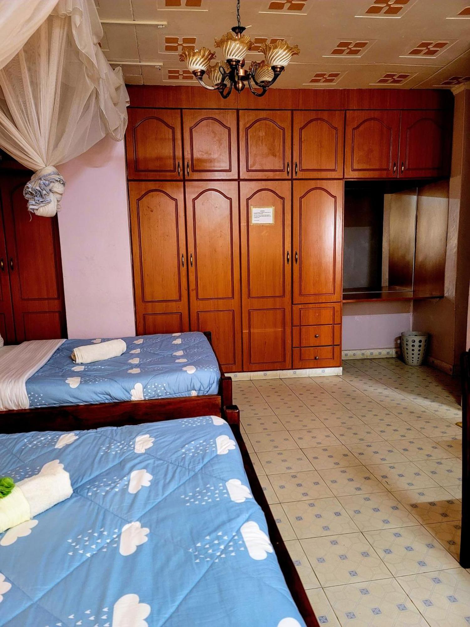 Apex Resort Nakuru Eksteriør billede