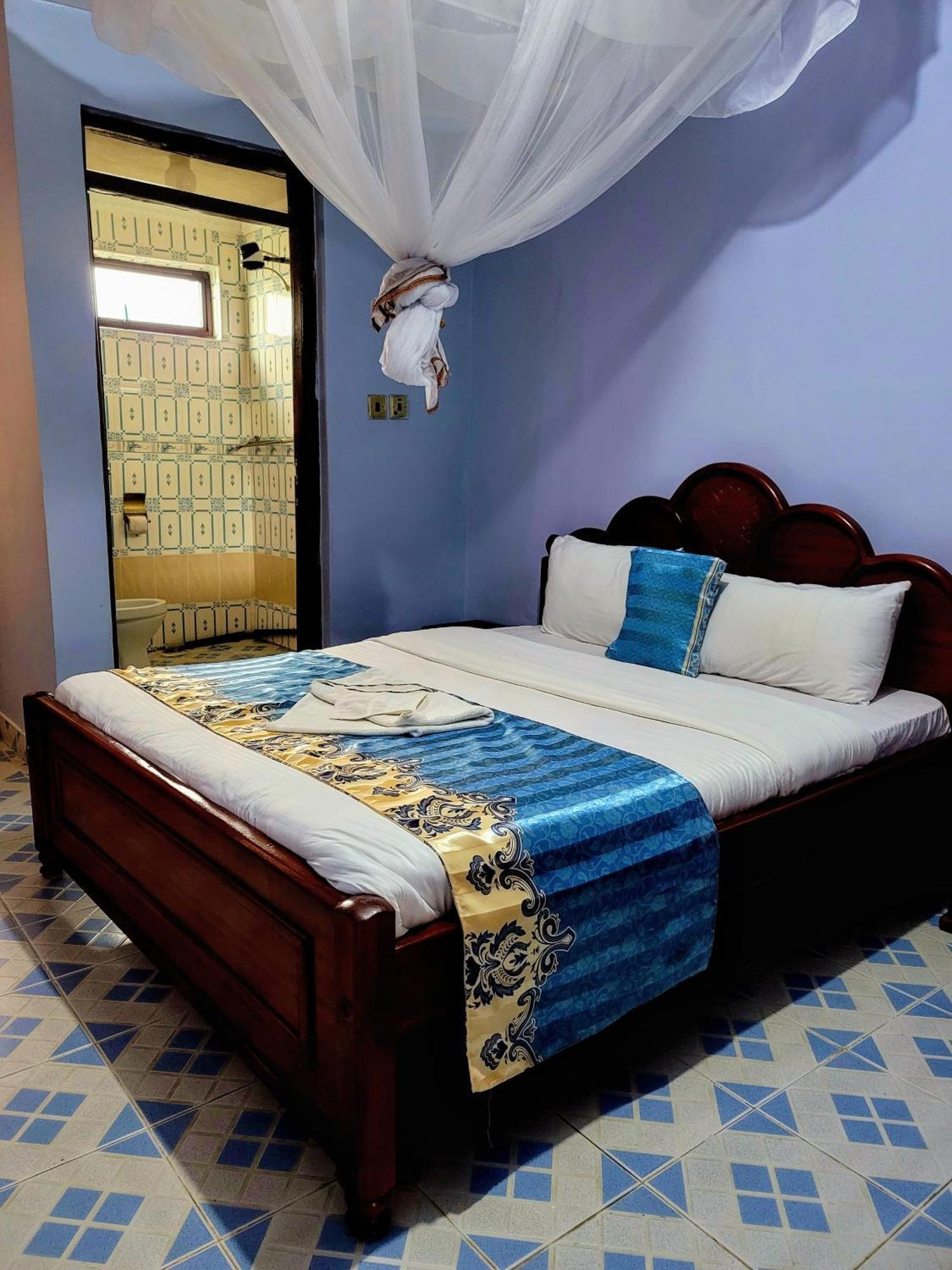 Apex Resort Nakuru Eksteriør billede