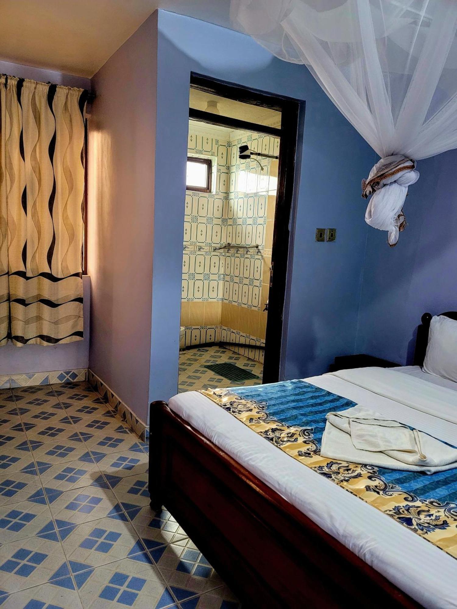 Apex Resort Nakuru Eksteriør billede
